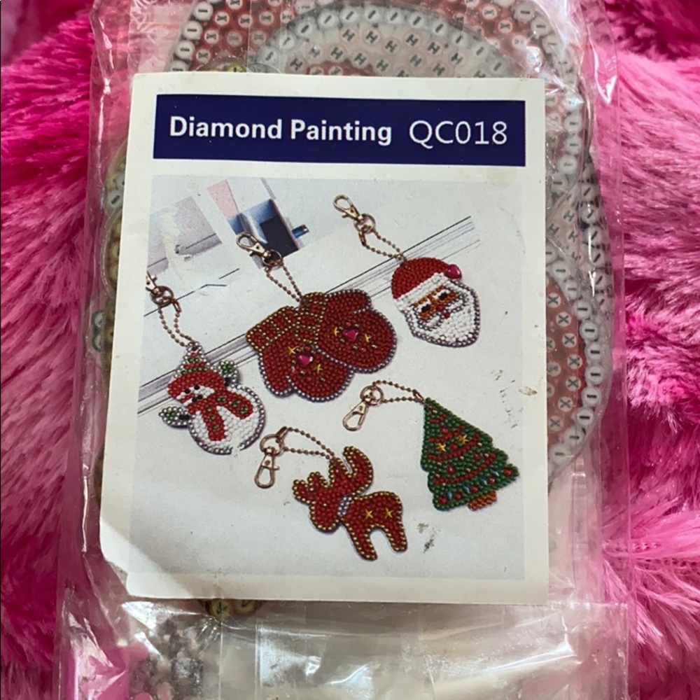 🌴NWT - Diamond Dot Paintings Christmas Keychains